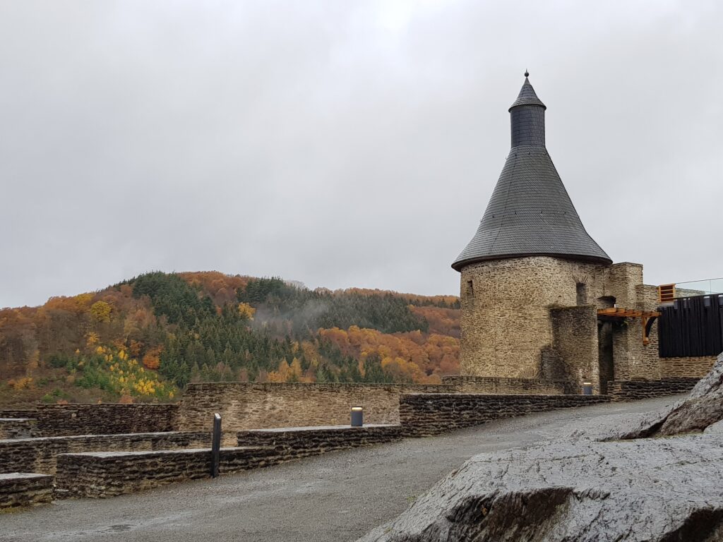 Castillo de Bourscheid